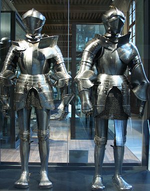 ModÃ¨les 
Mon chevalier fut inspirÃ© d'armures du 16Ã¨me siÃ¨cle
