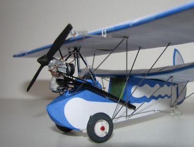 HENRY MIGNET HM 14
Maquette au 1/33. Ma toute première création 2007.
Ce modèle est le "pou du ciel" de 1934. Il est exposé au musée de l'air et de l'espace du Bourget
téléchargement gratuit:http://pierreg.free.fr/carton/extra/hm14phil/hm14.htm
Notice:http://criquet11.eklablog.fr/mes-creations-au-1-33-c24570020/5
