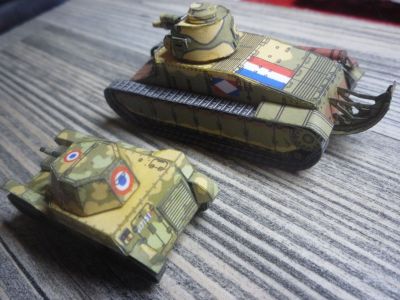 AMR 33 et Char D1
https://randpmodels.webnode.cz/models-1-87/
