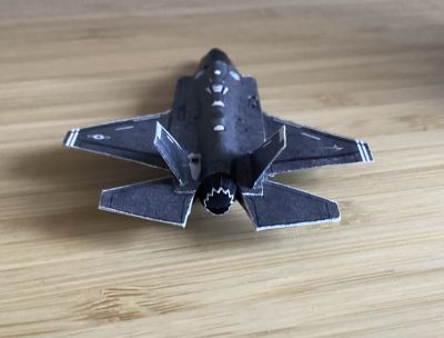 Lockheed Martin F-35A Lightning II
Ech. 1/200
Keywords: Lockheed Martin F-35 Lightning II